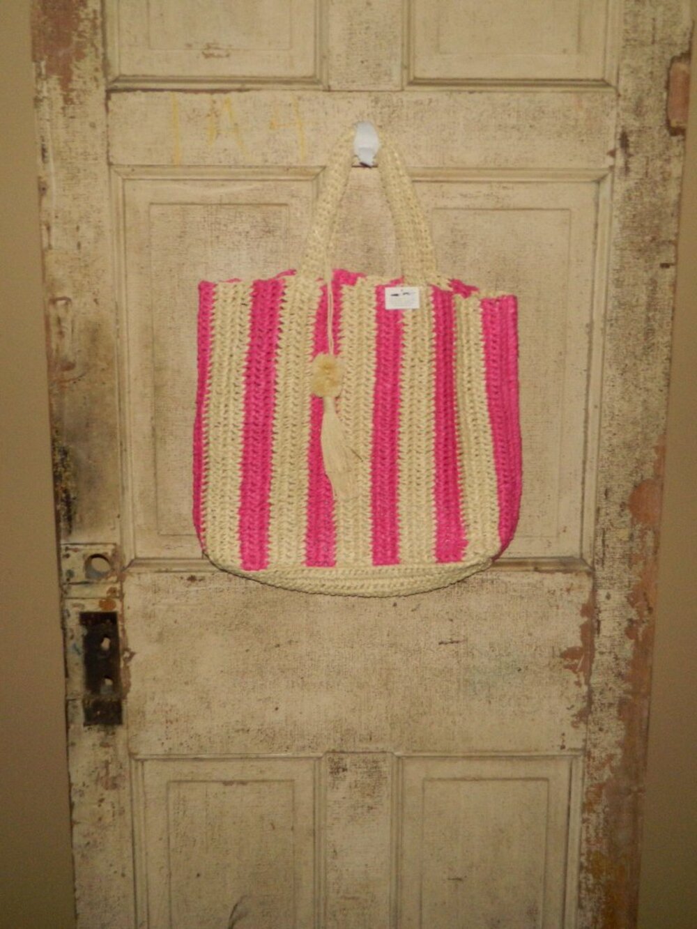 Mark & Graham CABANA STRIPE STRAW BEACH TOTE Pink Raffia